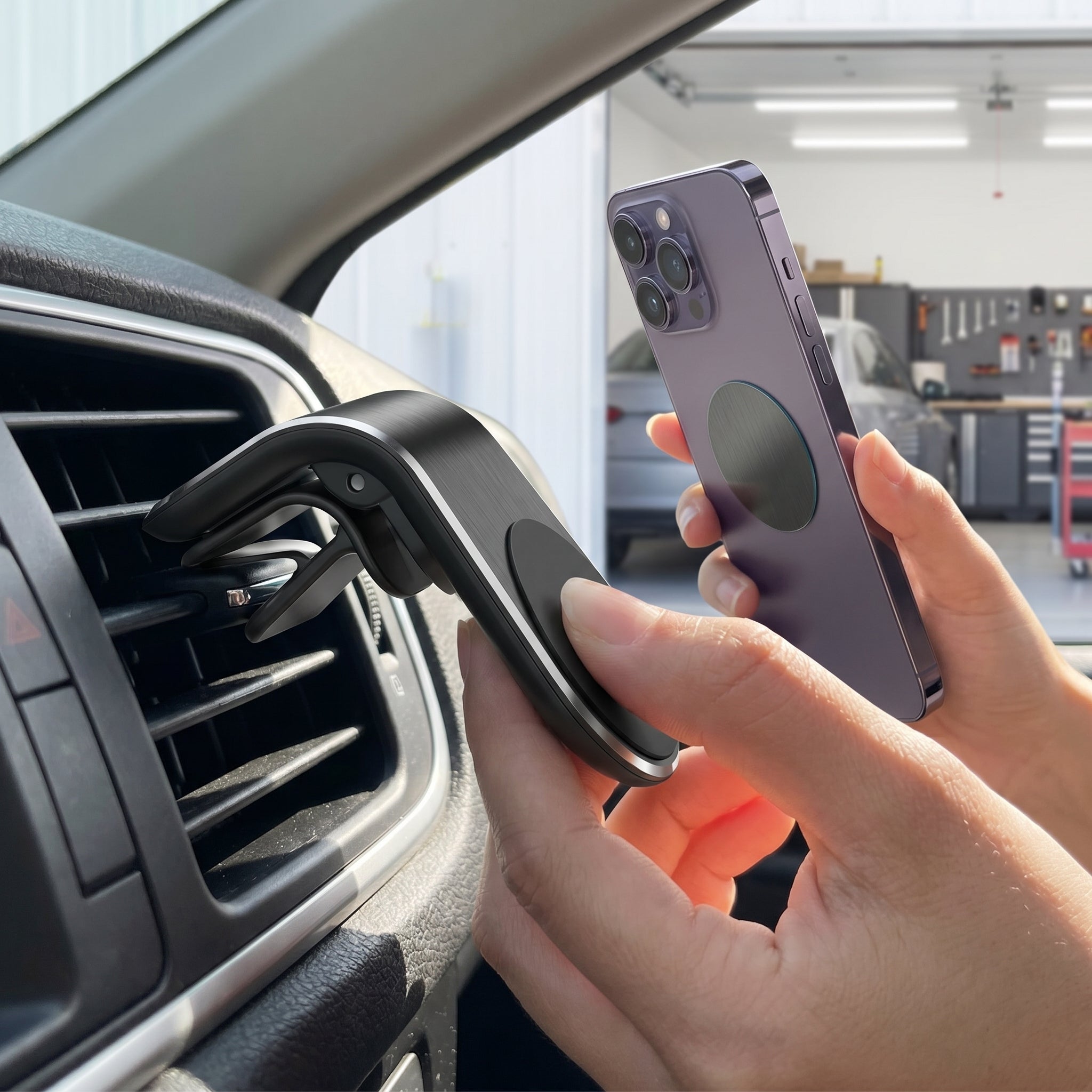 Soporte Magnético para Auto Moreka ZJ-016 Soporte Celular Coche Imantado 360° con Clip Rejilla de Aire Aleación de Aluminio y Fuerza Magnética 3350Gs - Imagen 3