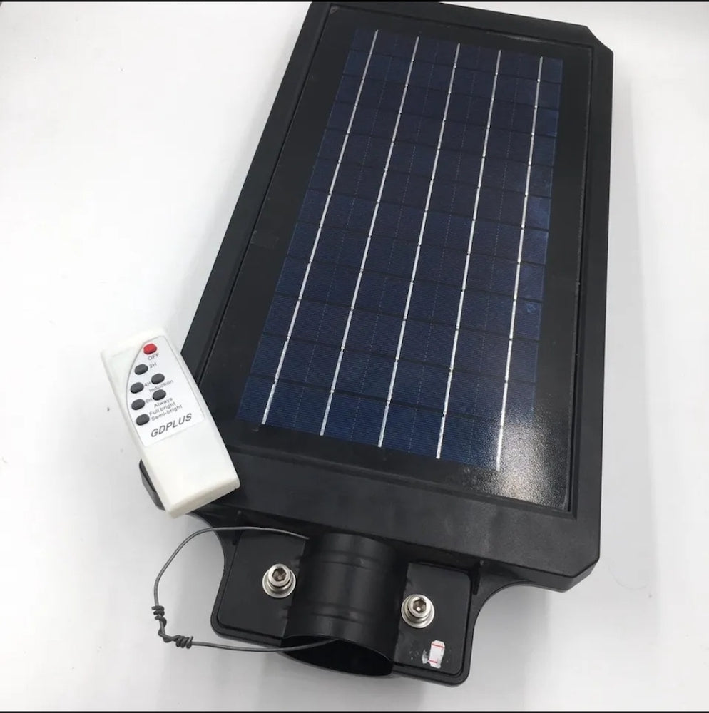 Luminaria Suburbana Alumbrado Publico Solar 200W con Sensor Movimiento GD-98200 - Imagen 3